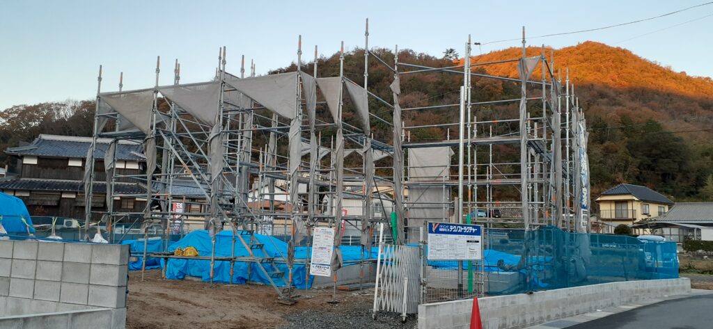 クサビ緊結式足場の写真