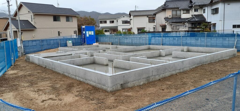 新築住宅の基礎コンクリート